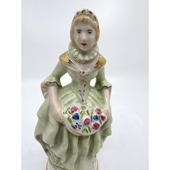 Vintage Made in Occupied Japan Porcelain Victorian Woman / Figurine Floral - Picture 2 of 5